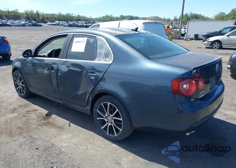 2010 Volkswagen Jetta Tdi from USA, damaged, VIN 3VWRL7AJ5AM143357